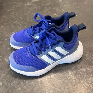 Adidas kids Fortarun 2.0 cloudfoam shoes size 12